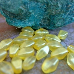 15 Czech glass beads,  11mmx6mm yellow shade Czech beads