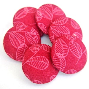6 Cloth buttons, covered buttons, fabric buttons handmade of cotton 32mm/3.2cm floral ornament