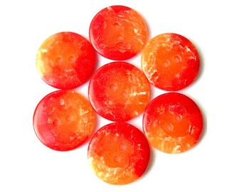 6 botones de plástico vintage: rojo, naranja y blanco.