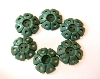 6 Buttons, vintage buttons, flower buttons, casein plastic buttons 20mm