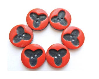 6 Vintage flowers buttons plastic 20mm, red with blue