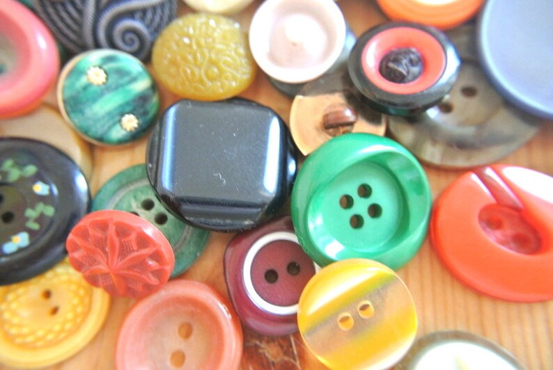 unique package 121 80 Antique and vintage plastic buttons