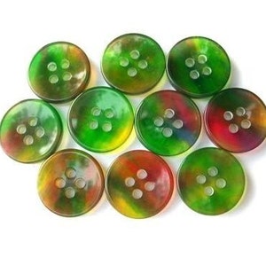 10 Vintage plastic buttons, green with unique assorted colors inside, 15mm, can be use as beads for button jewelry