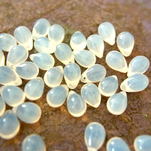 25 Beads, tear drop shape translucent opalite glass, 9mm, Czech beads