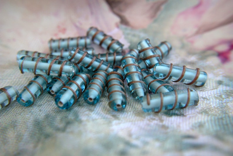 6 BEADS Vintage Czech handmade glass beads high quality rare beads 20mmx8mm