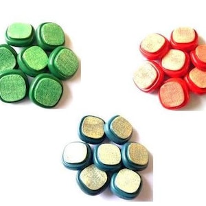 18 Vintage plastic buttons square shape 3 colors  13mm