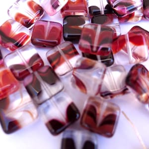 25 Czech glass beads, clear glass with inside trim in few colors 10mmx10mm