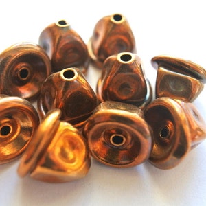4 Vintage metal cooper color beads, unique shape, RARE beads, 13mmx14mm