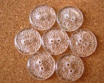 Vintage glass buttons ,clear glass flower ornament, transparent , 18mm, beautiful for button jewelry