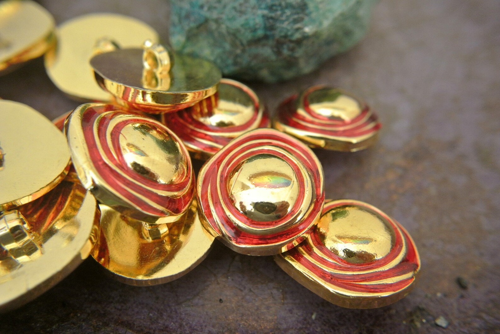 6 Vintage Buttons, Gold Color With Red Color Ornament Free Shape ...