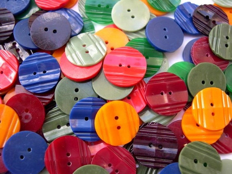 10 Buttons, unique color, antique vintage, 18mm, for button jewelry, crafts image 4