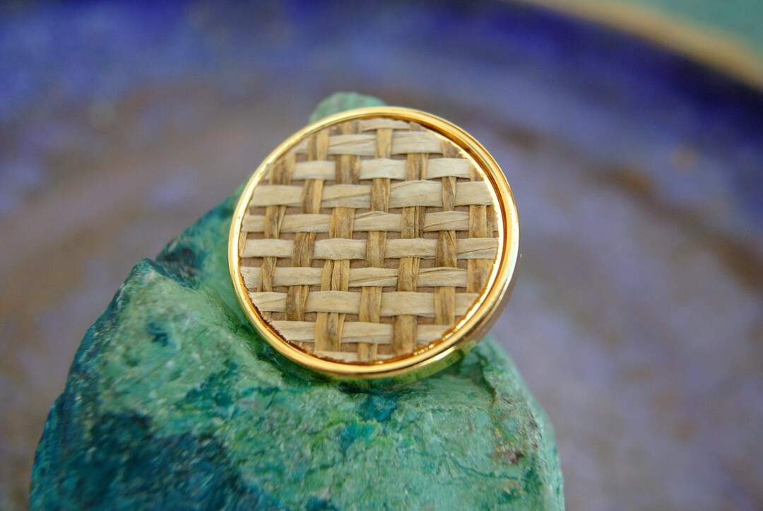6 Vintage Buttons 25mm, Plastic With Real Straw on Gold - Etsy