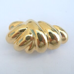 6 plastikowych guzików w kolorze złotym, o unikalnym kształcie, 34 mm x 15 mm x 6 mm wysokości