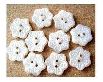 10 Vintage glass buttons ,six petal flower shape, pattern, white milk color, 13mm, beautiful for button jewelry