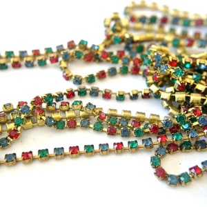 18-calowy zabytkowy łańcuszek z kryształkami Swarovski: oprawa mosiężna, różne kolory