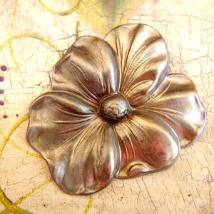 VINTAGE metal stamping flower jewelry supply