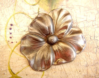 VINTAGE metal stamping flower jewelry supply