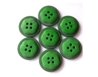 6 Antique vintage buttons, 2 green shades, 17mm, plastic, RARE