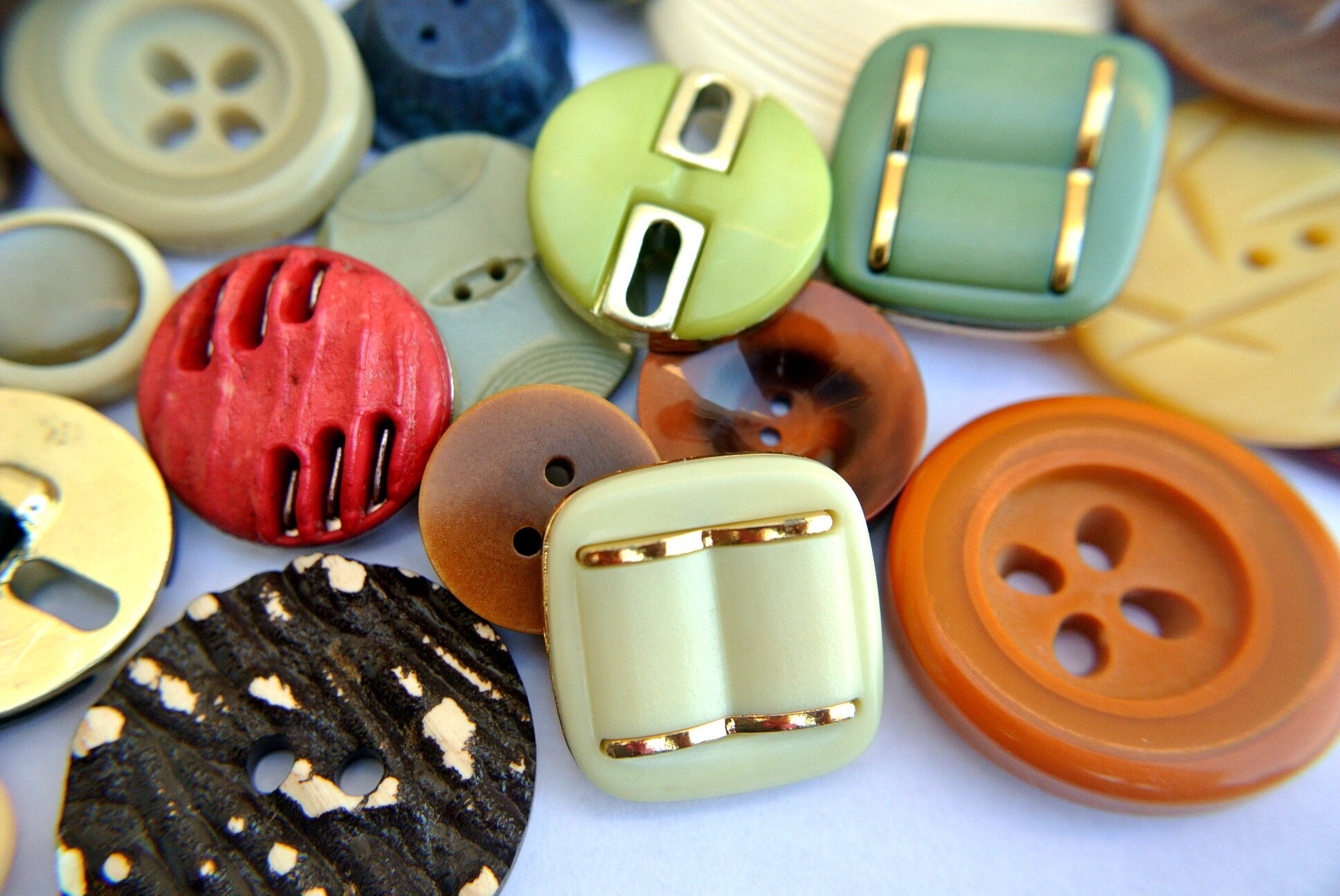 55 Antique and Vintage Plastic Buttons Unique Rare Buttons Etsy