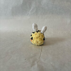 Buzzy the Bee Crochet Pattern - Etsy
