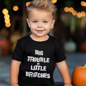 Big Trouble Kleinkind Kurzarm T-Shirt lustige Kinder T-Shirt Kinder Gag Geschenk Tshirt Baby-Dusche-Kleidung Geburtstagsgeschenk