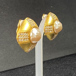 Vintage 80s GIVENCHY Clip Earrings