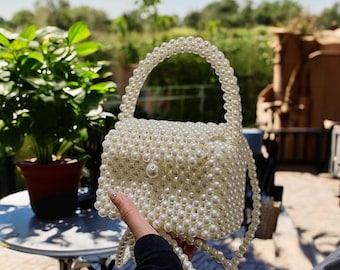 Elegant Pearl Bag, Vintage Beaded Purse, Bridal Wedding Bag, Handmade Pearl Clutch, Retro Party Accessory,Chic Crossbody for Evening Outfits