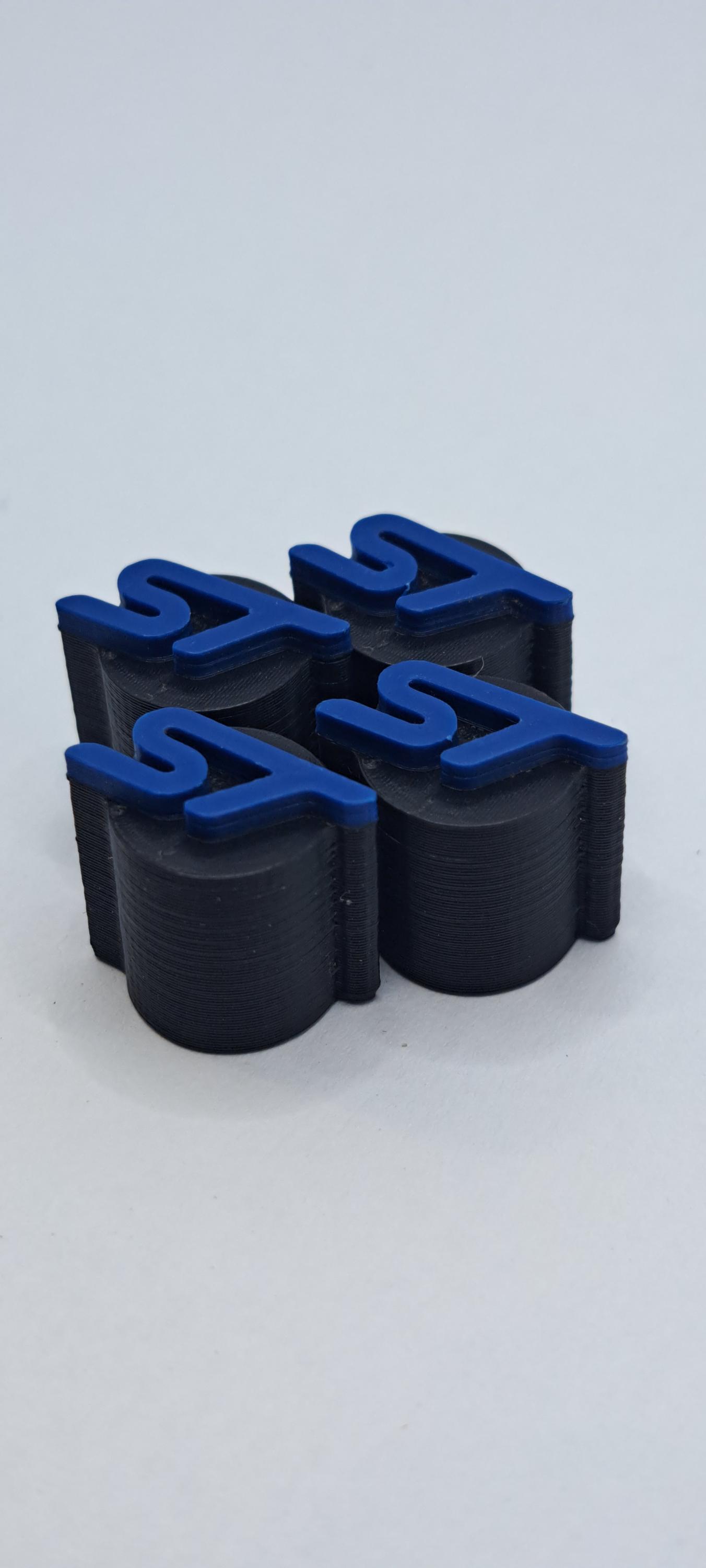 STL file Stormtrooper Valve Caps (Dacia Duster) 🫡 ·3D printable design