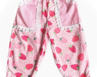 Strawberry Gingham Frill Pocket Pants