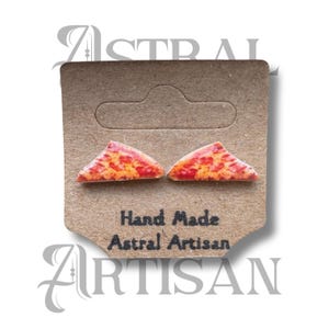 Pizza Stud Earrings, Hand made Earrings, Pepperoni Pizza Earrings, Food Earrings, Whimsical Earrings, Food Studs, Pizza Accessories