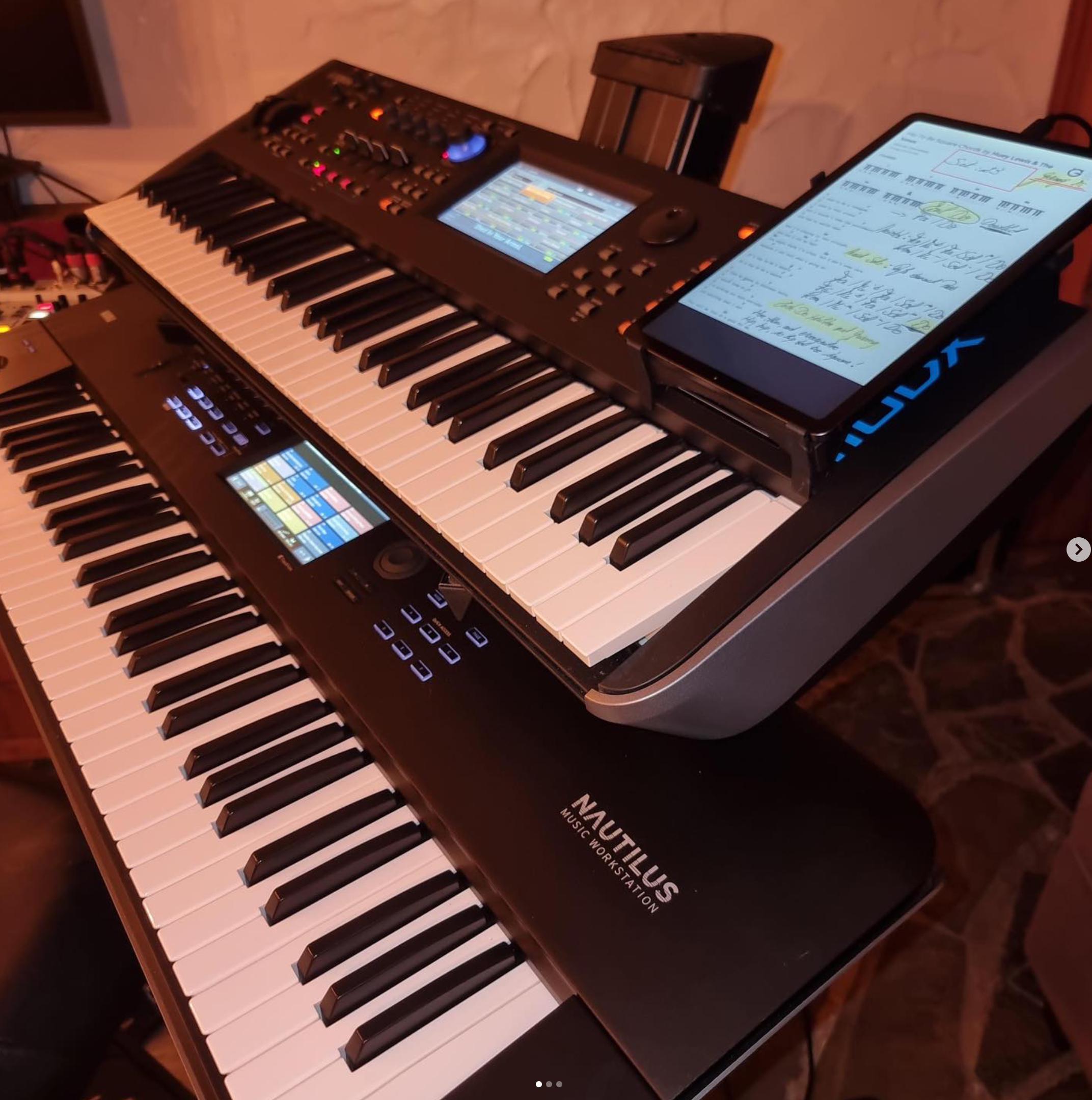 Yamaha Modx 6 and 7 Modx+ Mount for iPad Holder - Etsy Canada