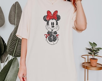 Disney Minnie Sitting Shirt, Minnie Mouse Shirt, Disneyland Trip Tee, Disneyworld Girls Trip Shirt, Comfort Colors® WDW Minnie Mouse Shirt