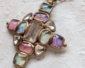 Clear quartz and textured multi-colour glass cabochon stones, cross-shaped pendant (N-5139)