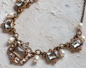 Clear quartz, crystal stones and white freshwater pearls necklace (N-4762)