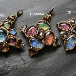Gioielli combinati - Ciondolo croce multicolore cabochon in vetro dipinto a mano (CP-0083, 0084, 0085)