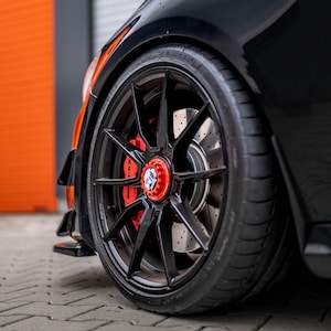 Centerlock Kit for Motec Ultralight (MCR2) | Wheel Accessories 18'' 19'' 20'' | 5x100 5x112 | Anodized Aluminum | Black Gloss