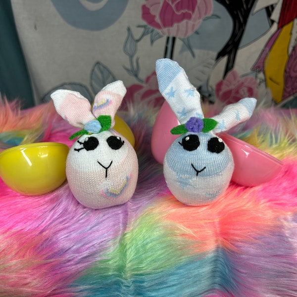 Pair of Sock Bunnies with Eggs Set 2