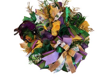 Handmade Mardi Gras Wreath – Purple, Green, Gold Mesh Ribbon Wreath with Mask and Feathers – Front Door Carnival Decor