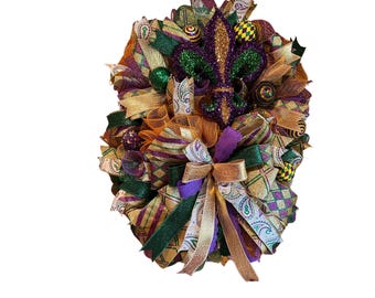 Mardi Gras Wreath with Fleur-de-Lis, Purple Gold Green Deco Mesh Wreath, Festive Front Door Decor, Handmade Mardi Gras Party Wreath