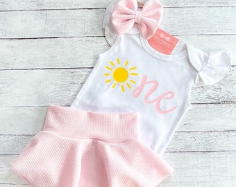 You Are My Sunshine First Birthday Outfit Girl, 1st Birthday Shirt, Smash Cake Outfit, Niece Aunt Gift