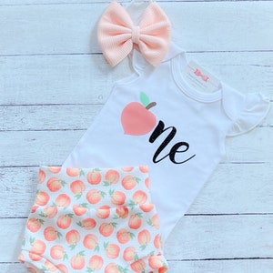 Peach 1st Birthday Outfit, First Birthday Sweet Peach Bloomers, Baby Girl Birthday Shirt, Smash Cake Outfit, Niece Aunt Gift