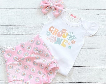 Groovy One 1st Birthday Outfit Girl, Pink Daisy Bummies, Groovy One First Birthday Shirt, Smash Cake Outfit