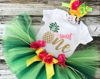 hawaiian birthday outfit
