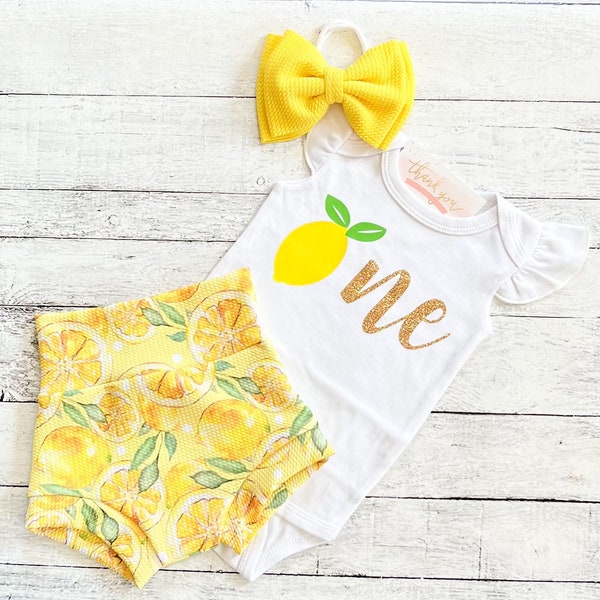 Baby Girl 1st Birthday Outfit - Lemon First Birthday Bummies- Smash Cake Outfit - Lemon Birthday Outfit