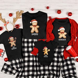 Camisas navideñas de la familia Gingerbread: pijamas personalizados a juego