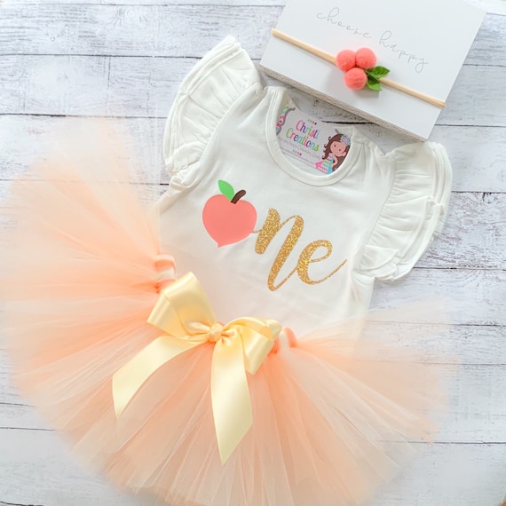 turning one outfit girl