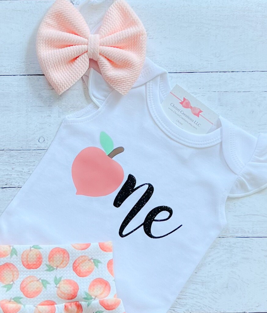 Peach shirt clearance outfit