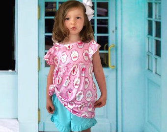 Girls ice cream outfit Valentine gift cupcake outfit top and shorts girls ruffle shorts set, pink ice cream top aqua cupcake birthday outfit
