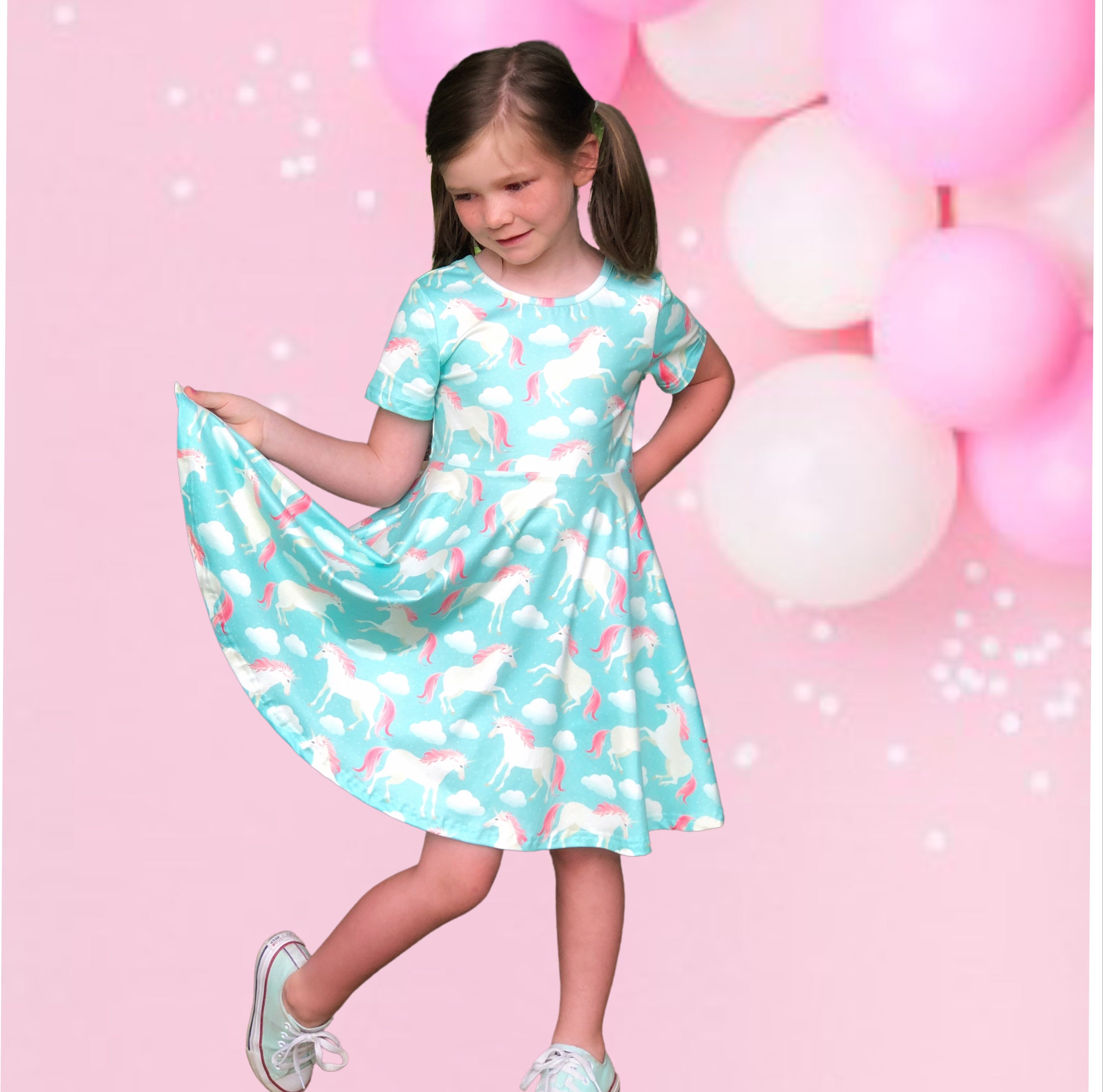 Robe licorne pour fille robe d anniversaire licorne robes licornes turquoise robe de rentree robe licorne pret a expedier 12 mois 2 3 4 5 6 7 8 Etsy France