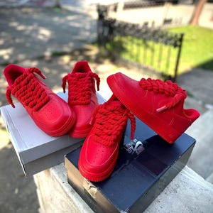 Triple red AF1 w Customizable thick rope lace
